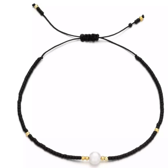 Handmade Minimalist Black Seed Bead Pearl Bracelet - Picture 3 of 5